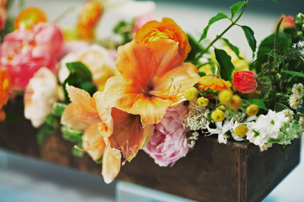 orange-pink-wedding-centerpieces.jpg