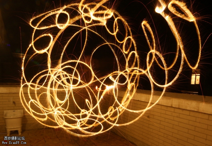 img1_src_1355723.jpg