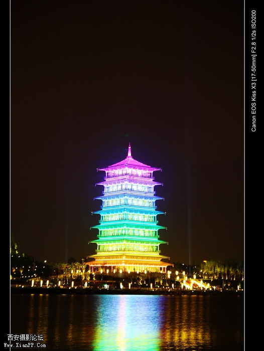 20110617世园会夜景2248_调整大小.JPG