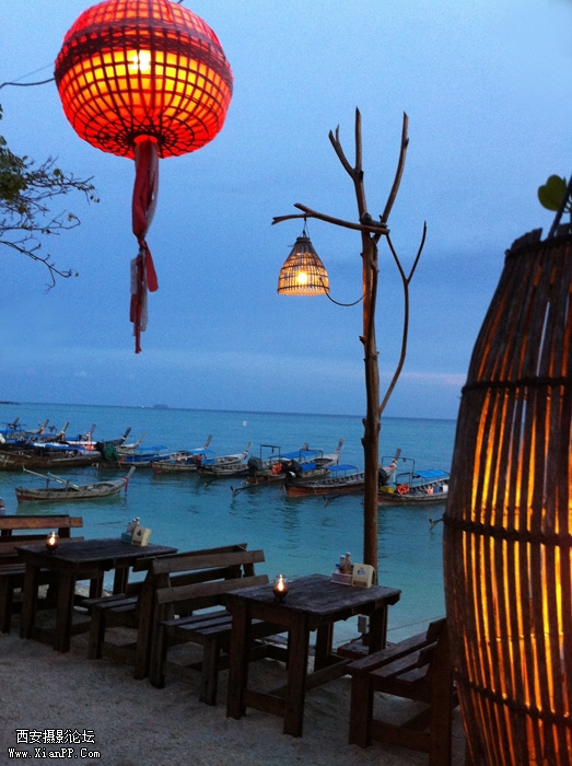 img1_src_3840765.jpg