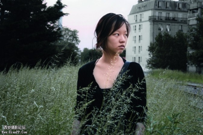 ViviennePortrait-673x448.jpg