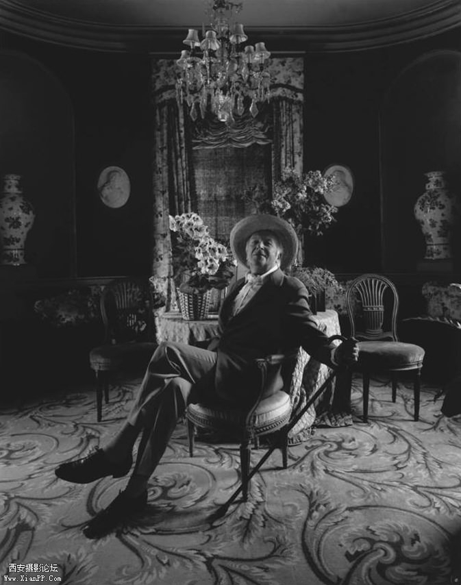 Sir-Cecil-Beaton-England-1978.jpg