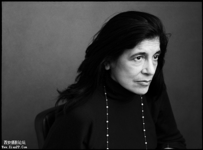 Susan-Sontag-4-673x498.jpg