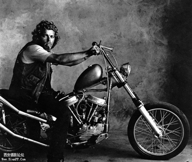 Doug-Hells-Angels-San-Francisco-1967-673x570.jpg