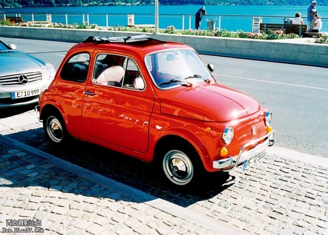 Minolta-Hi-Matic-S-by-Chi-Bellami-673x482.jpg