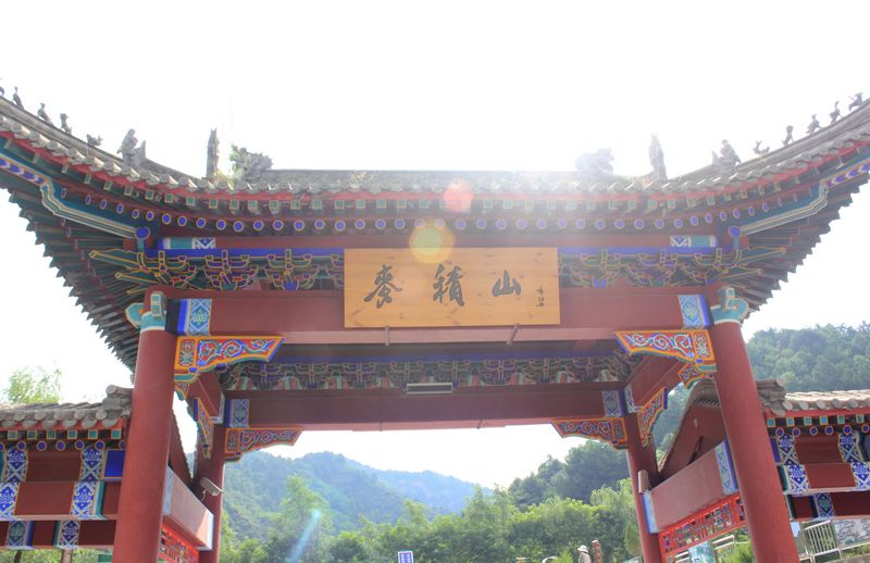 nEO_IMG_麦积山5.jpg