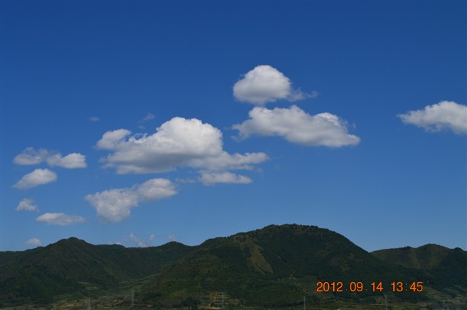 r3232.jpg