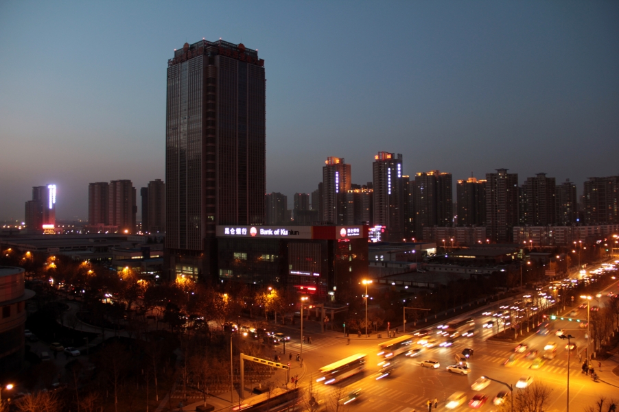 都市夜色.jpg