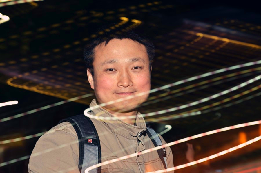 孔同学，给你加了点儿腮红 ：）