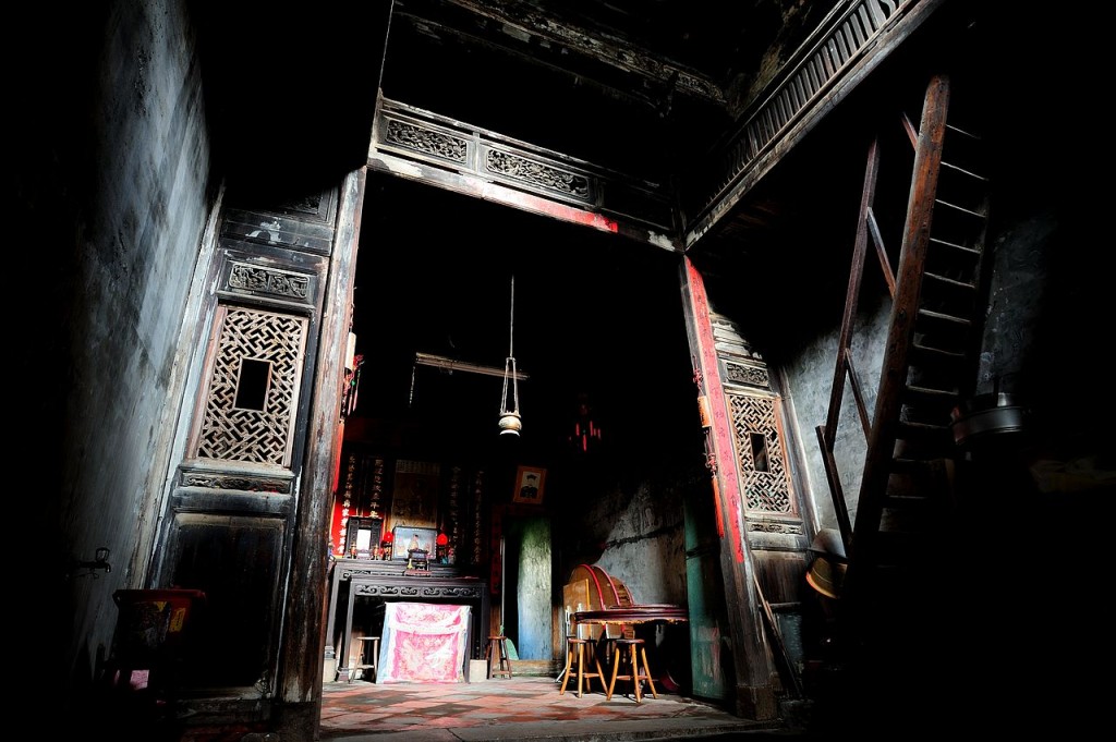 1280px-鹿港施進益古厝-1024x681.jpg