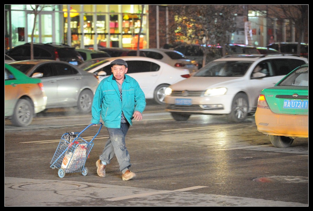 过马路04.jpg
