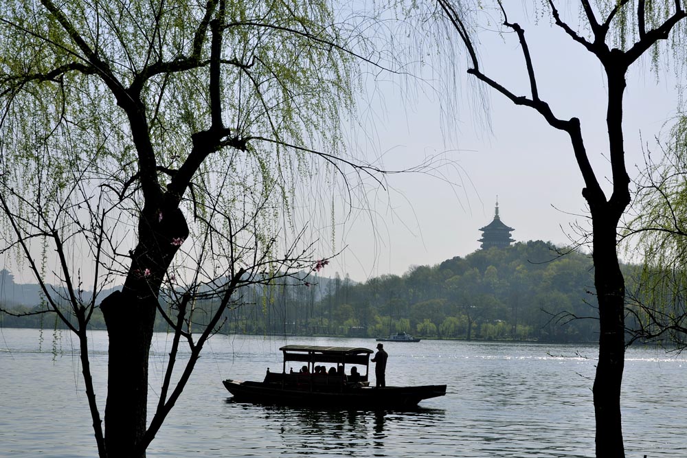 游西湖.jpg