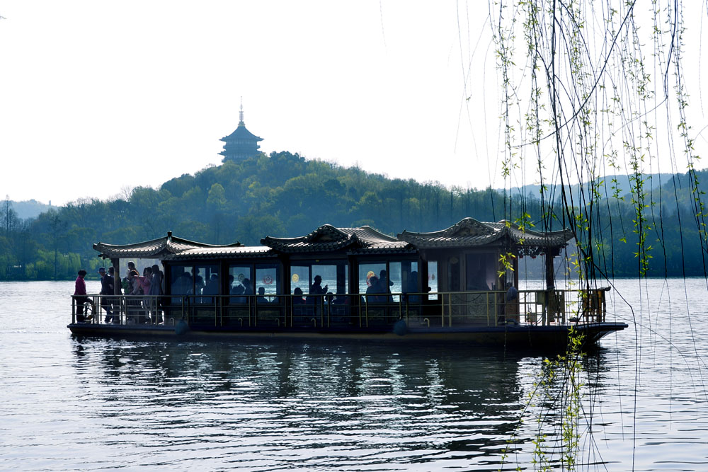 游西湖 (1).jpg