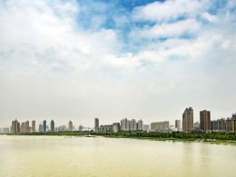路过咸阳