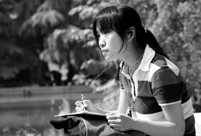 写生女