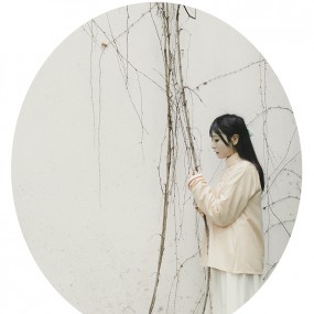 雨中美女