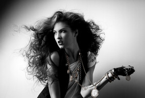 MATERIAL GIRL