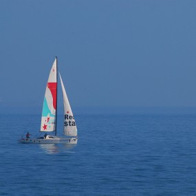 那海,那帆